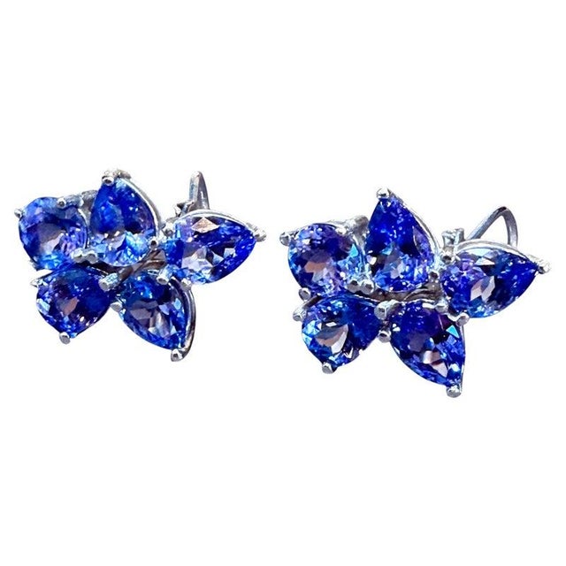 13 Carat Pear & Round Tanzanite Cluster Stud Earrings 14 Karat White Gold. Beautiful piece in excellent condition.