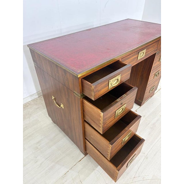 English Colonial Style Desk in Mahogany For Sale - Image 5 of 9