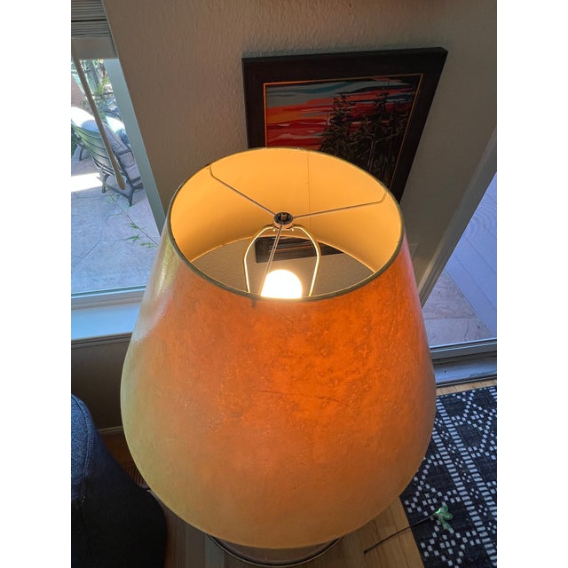 Charcoal 1990s Laura Lee Wrought Iron 3 Leg Table Lamp - Missing Candle at Socket Base For Sale - Image 8 of 10