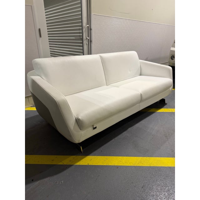 Zuri Modern Designer Sofa and Lounge Chair Set – Original Luxury Collection For Sale - Image 4 of 6