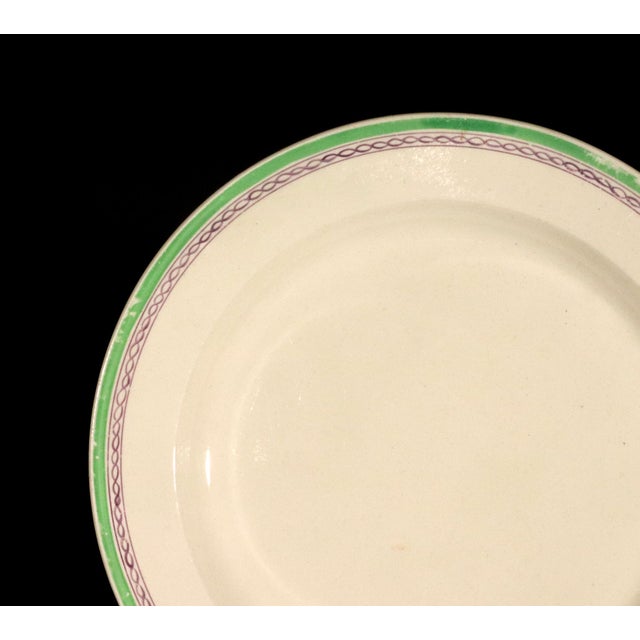 Cream English Creamware Dinner Service, Hicks, Meigh & Co., Green Border, 21 Plates For Sale - Image 8 of 10