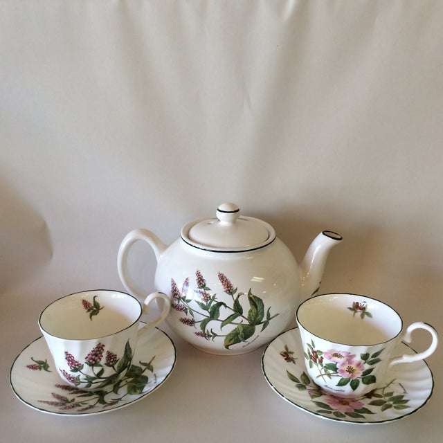1950s English Royal Patrician Fine Bone China Teapot and Teacups and