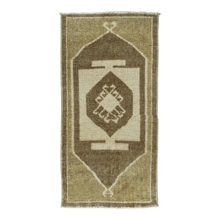 Turkish Mini Rug Oriental Hand Knotted Vintage Rug 1'6" x 3'1" #16550 For Sale