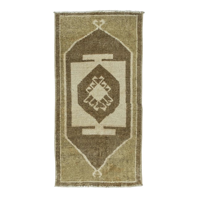 Turkish Mini Rug Oriental Hand Knotted Vintage Rug 1'6" x 3'1" #16550 For Sale