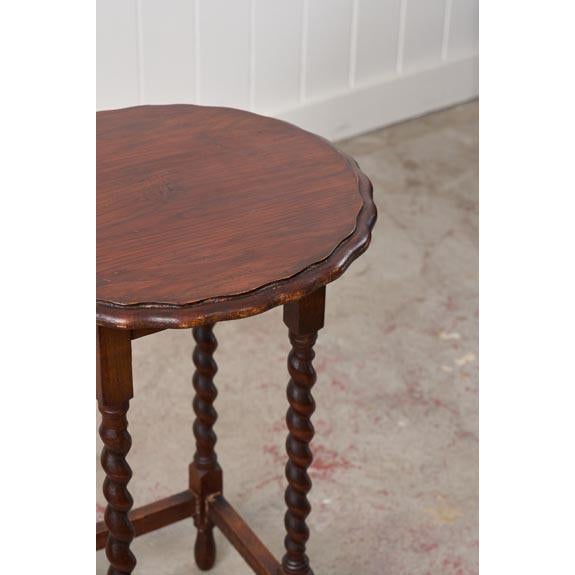 Brown Antique English Round Oak Barley Twist Table With Scalloped Edge For Sale - Image 8 of 8