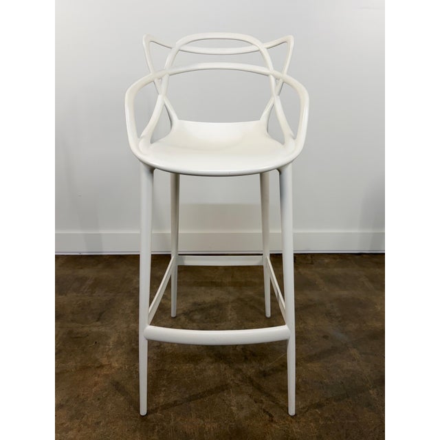 White Kartell Bar Stools by Starck & Eugeni Quitllet, Set of 4 For Sale - Image 8 of 18
