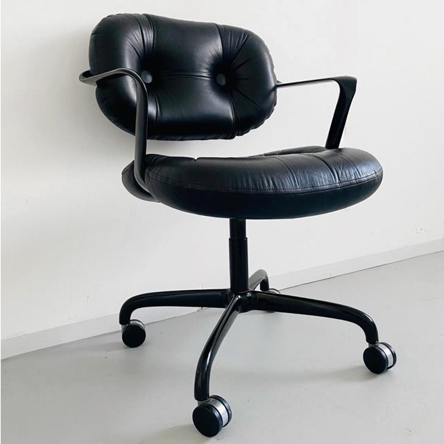 Model 2328 Desk Chair by Bruce Hannah and Andrew Morrison for Knoll, 1970s For Sale - Image 4 of 12
