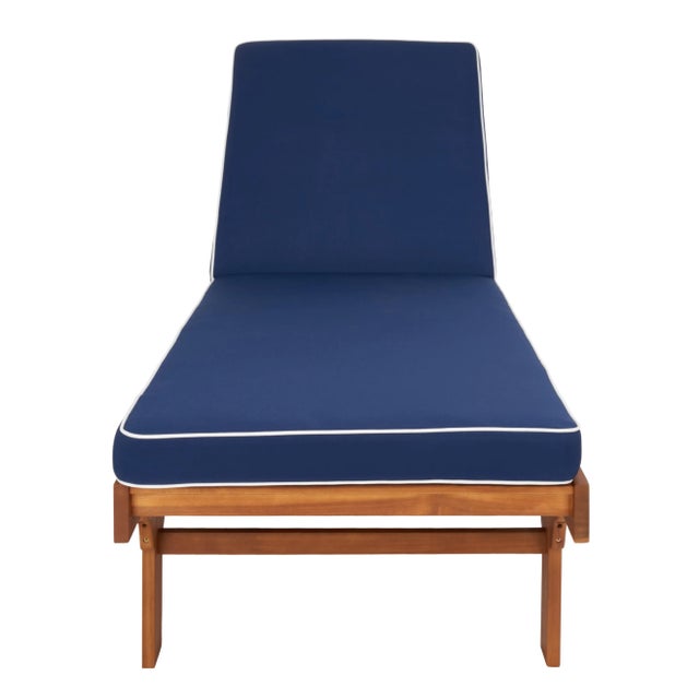 Contemporary Newport Lounge Chair with Side Table - Natural/Navy with Contrast Piping For Sale - Image 3 of 12