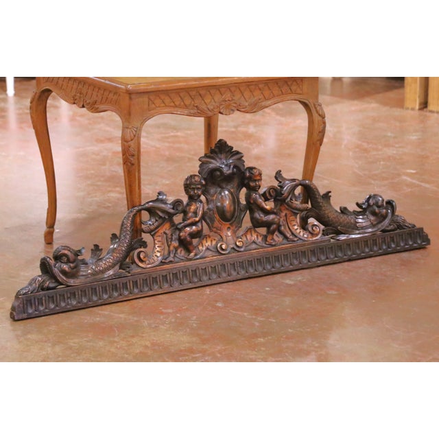 Early 19th Century French Walnut Carved Pediment With Putti Figures For Sale - Image 4 of 9