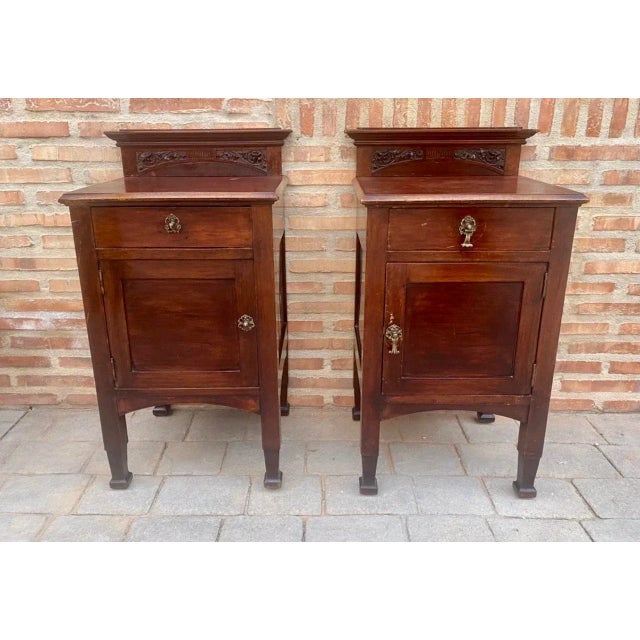 Art Nouveau Walnut Nightstands, 1900s, Set of 2 For Sale - Image 6 of 11