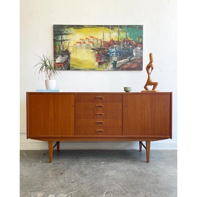 1950s 1950s Vintage Teak Sideboard For Sale - Image 5 of 12