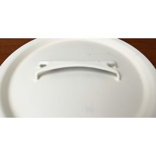 Mid-Century Modern White Minimalist Enamel Pot by Seppo Mallat for Finel, 1960s For Sale - Image 4 of 18