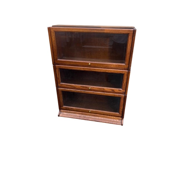 Leaded Glass Oak Barrister Bookcase For Sale In New York - Image 6 of 17