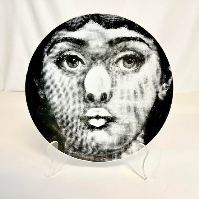 Piero Fornasetti 1960s Vintage Italian Abstract Piero Fornasetti #254 Tema E Variazoni Porcelain Decorative Plate For Sale - Image 4 of 10