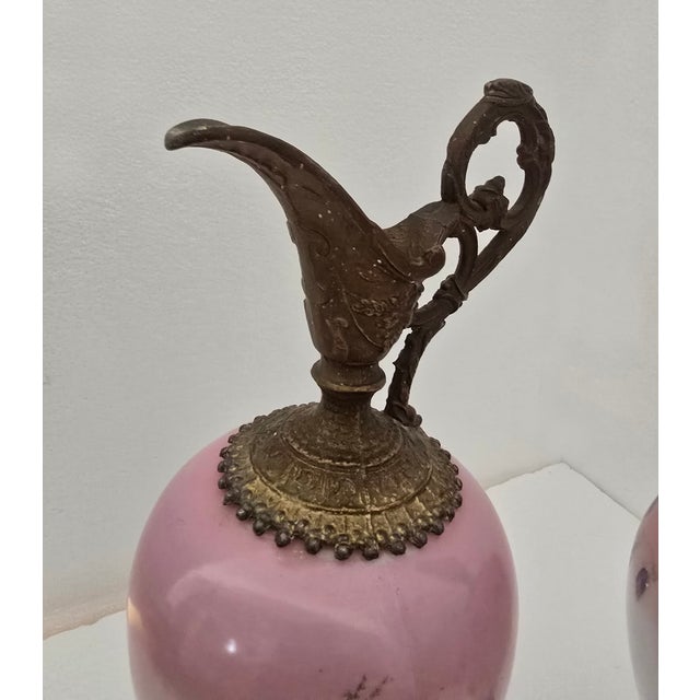 Early 20th Century Pair of Hand-Painted Glass and Brass Victorian Mantle Ewers For Sale - Image 4 of 5