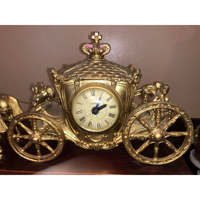 Mid-Century United Metal Goods Model 640 Four-Horse Carriage Mantel Clock For Sale In New York - Image 6 of 11
