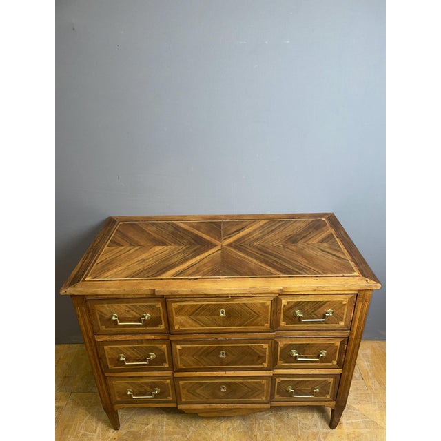 Louis XVI Commode with Central Projection, 1800s For Sale - Image 6 of 8