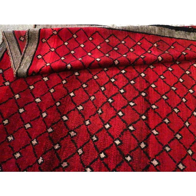 Galerie Shabab Collection Mid-20th Century Handmade Turkish Anatolian Room Size Carpet For Sale - Image 10 of 10