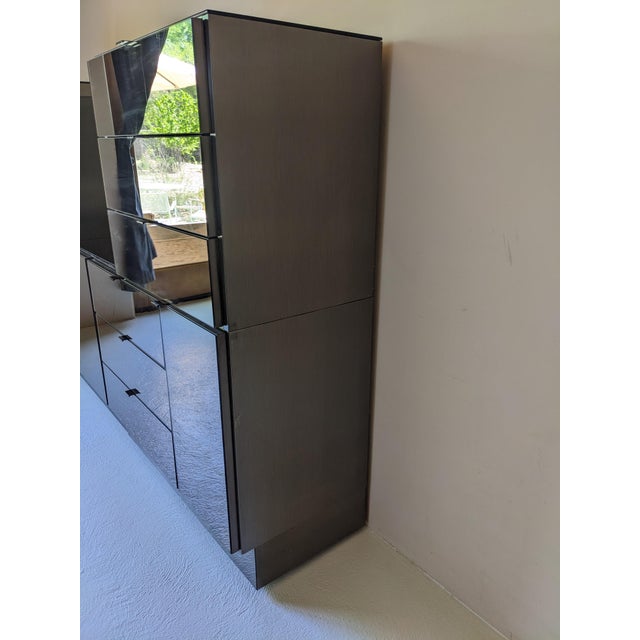1980s Ello Gunmetal Stainless & Smoked Mirror Cabinet Set, Attributed For Sale - Image 9 of 15