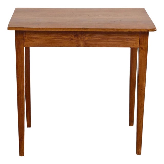 19th Century English Country House Pine Table With Tapered Legs For Sale