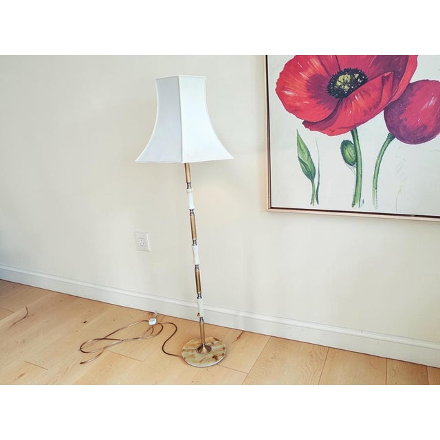 Vintage floor lamp with beautiful onyx and brass gold stand - lovely colouring. Comes with a large cream retro style...