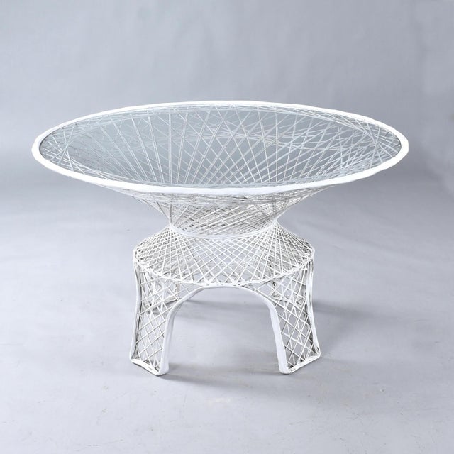 Lee L. Woodard & Sons Restored Russell Woodard Vintage Spun Fiberglass Outdoor Dining Set For Sale - Image 4 of 12