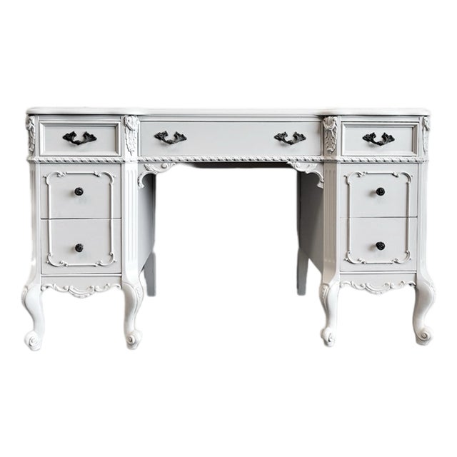 1960s Ornate French Provincial Style Writing Desk / Vanity in Soft Beige-Grey With Carved Details For Sale