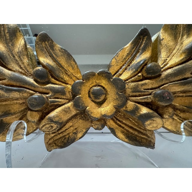 Hollywood Regency Vintage Chelsea House Gilt Wood Laurel Wreath Round Wall Mirror 15.5" For Sale - Image 3 of 8