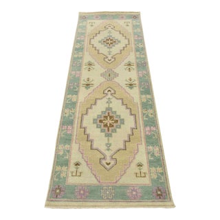 Anatolia Runner 2’11” X 8’2” Ivory Wool Tribal Hand-Knotted Oriental Rug For Sale