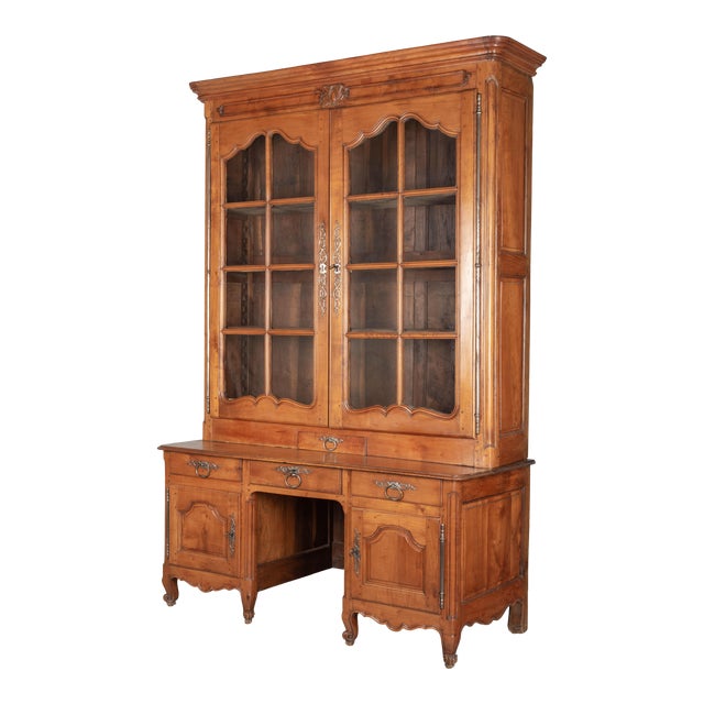 18th Century French Louis XV Grand Scale Bibliothèque or Display Cabinet For Sale