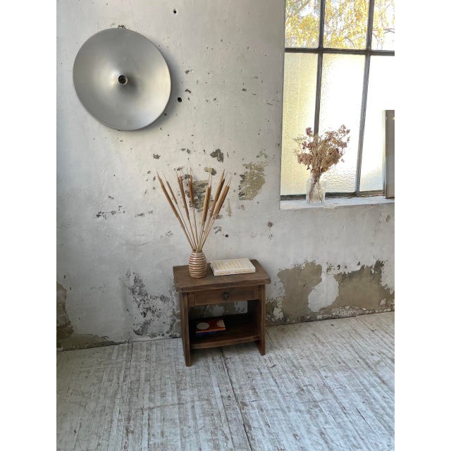 Vintage Brutalist Bedside Table in Elm, 1970s, in Very Good conditions. Designed 1970 to 1979