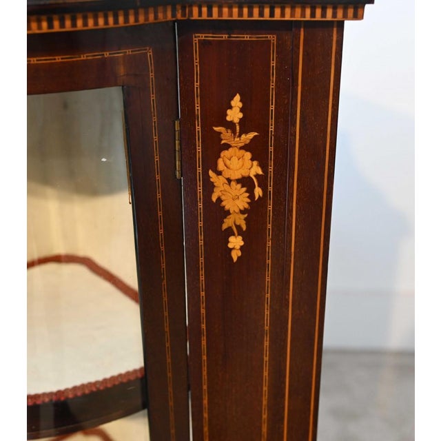 Edwardian Corner Cabinet Bow Front in Mahogany, 1890s For Sale - Image 6 of 8