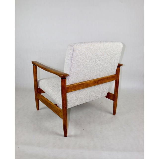 1970s GFM-142 Armchair in White Bouclé by Edmund Homa, 1970s For Sale - Image 5 of 12