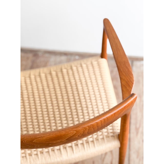 Set of Mid-Century Modern Danish Model 57 Chairs in Teak by Niels O. Møller for JL Mollers Møbelfabrik, 1950 For Sale - Image 13 of 17