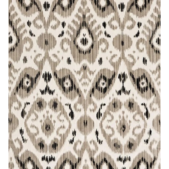 Sample - The House of Scalamandré Tashkent Velvet Fabric, Smoke For Sale