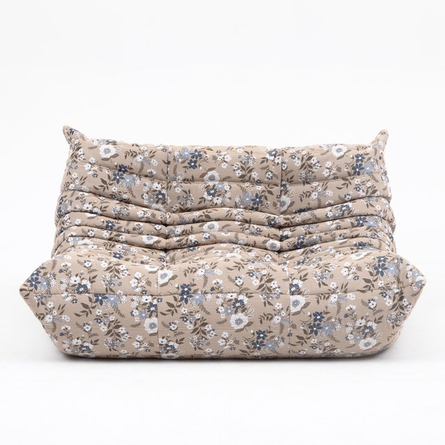 Togo Set in Continental Floral Upholstery Loveseat, Fireside Chair & Ottoman - Restored For Sale In New York - Image 6 of 17