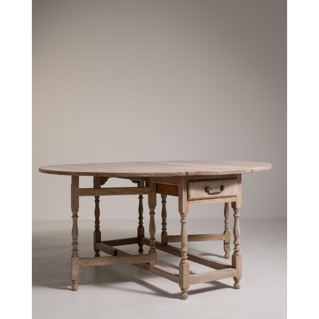 Wood Oak Drop-Leaf Table, Antique, United Kingdom, Early 20th Century For Sale - Image 7 of 16