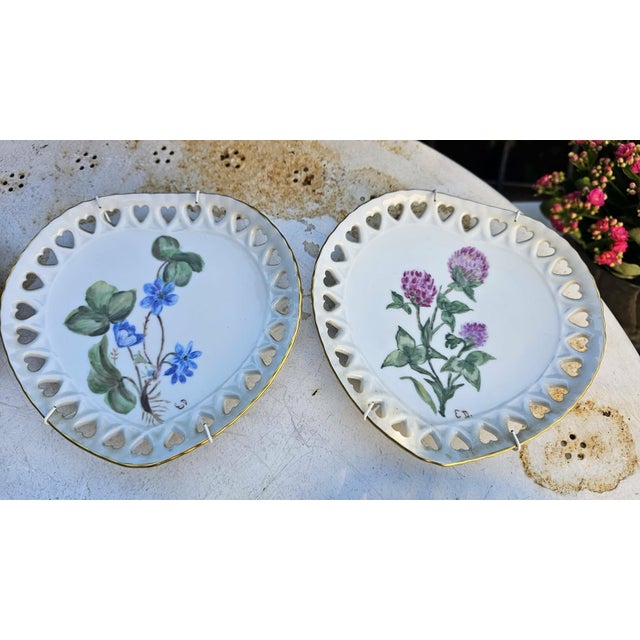 Heart-Shaped Openwork Floral Plates by E.D, 1983, Set of 6 For Sale - Image 6 of 12
