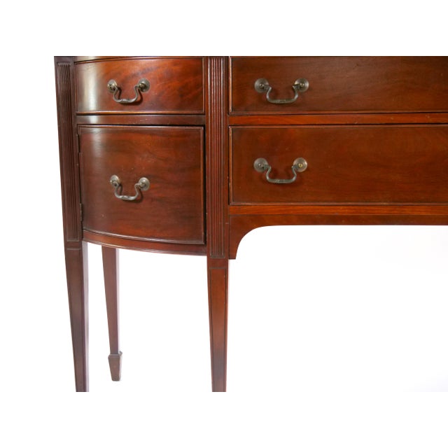 19th Century Mahogany Wood Bow Front Buffet / Server For Sale In New York - Image 6 of 12
