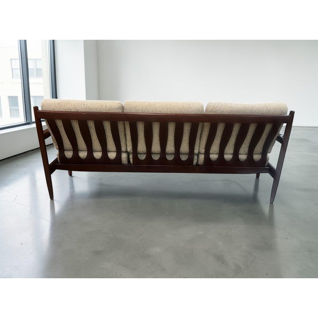 Mid-Century Modern Sculptural Danish Sofa in the style of Arne Vodder & Grete Jalk, Denmark, 1960s For Sale - Image 3 of 15