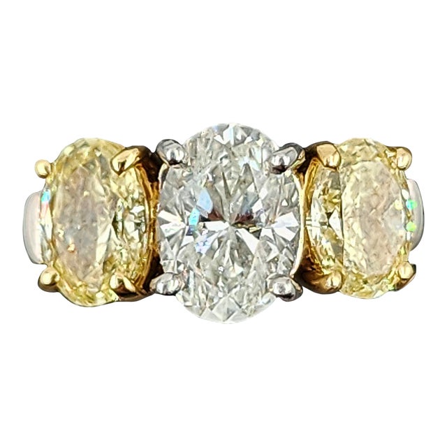 1.99 Ct Gia Certified 3-Stone White & Yellow Natural Diamond Ring Size 6.5 For Sale