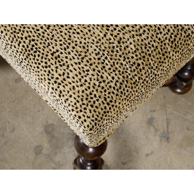 Early 20th Century William and Mary Style English 1900s Stool with Turned Legs and X-Form Stretcher For Sale - Image 5 of 11