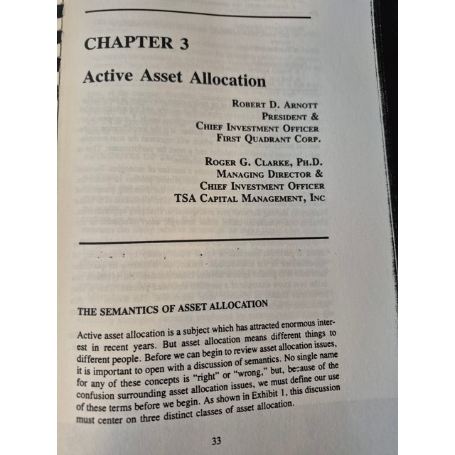 Contemporary Rare 1988-1990 Paine Webber Internal Background Readings:Deriviative Products and Portfolio Trading Binder For Sale - Image 3 of 5