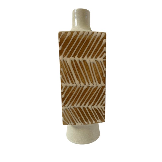 Rare Mogi Nagoya Japanese MCM Geometric Vase Tan and White For Sale - Image 4 of 6