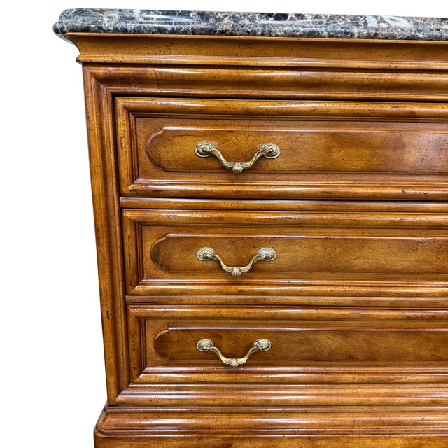 Wood 1980s Henredon French Provincial 3-Drawer Commode Chest With Italian Marble Top For Sale - Image 7 of 13