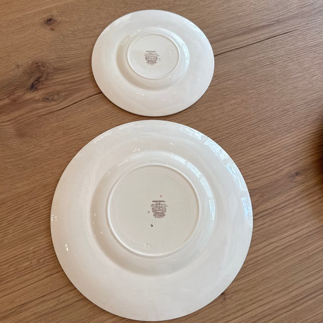 1940’s Wedgwood Montreal Dinner and Dessert Plates- 24 Pieces For Sale - Image 11 of 11