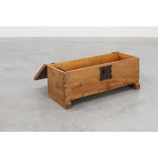 Rustic Oak Wooden Chest, France, 1900 For Sale - Image 6 of 11