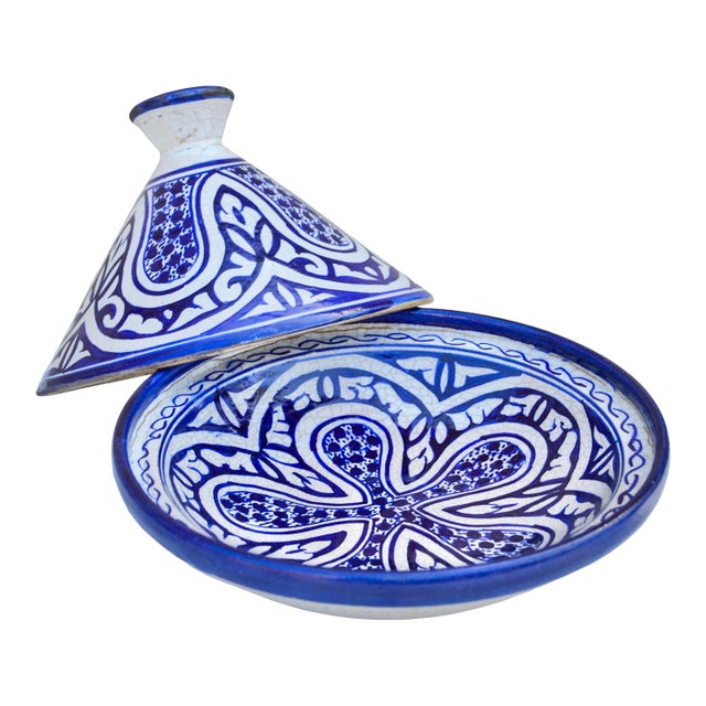 Early 20th Century Handmade Blue-Patterned Moorish Ceramic Lidded Bowl For Sale