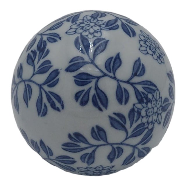 Late 20th Century Chinese Blue & White Hand-Painted Porcelain Floral Sphere For Sale