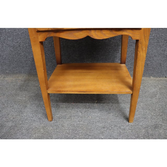 American of Martinsville Attributed Oak Nightstand For Sale - Image 4 of 11